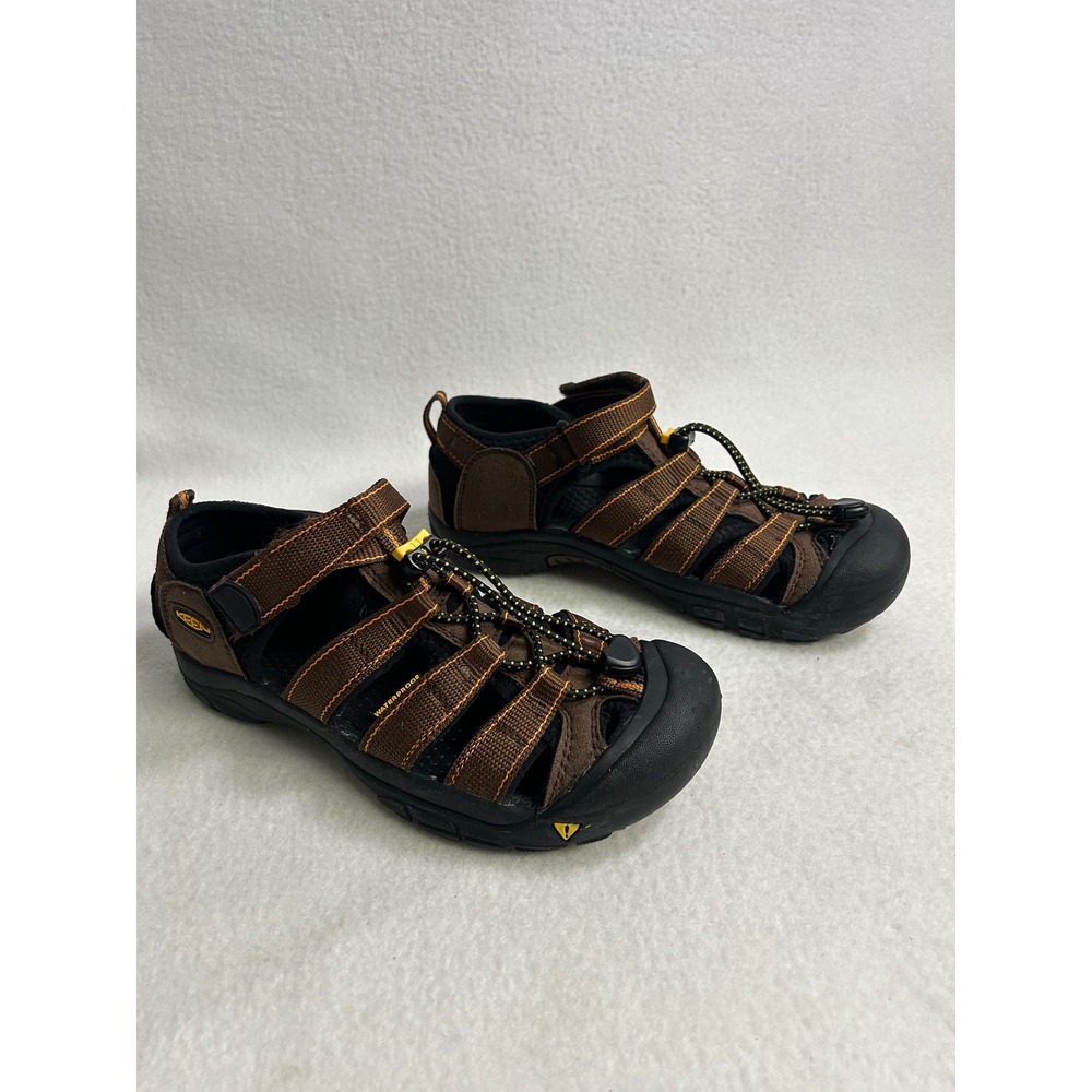 Gorpcore Hiking Outdoor KEEN Boys 5 Brown Newport H2 Waterproof Sport Sandals
